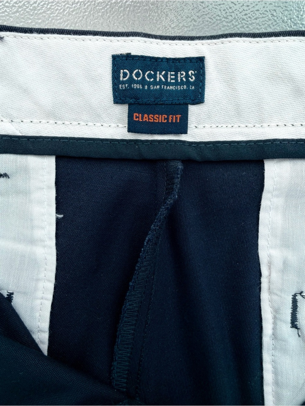 Dockers Navy Classic Fit Easy Khaki Trouser Pants ~ Men’s 34x29 - Picture 8 of 11